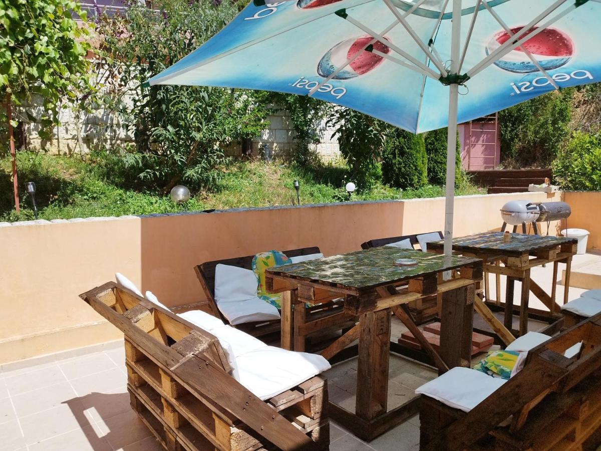 Green, Quiet And Beautiful 1 Apartment Kavarna Exterior photo