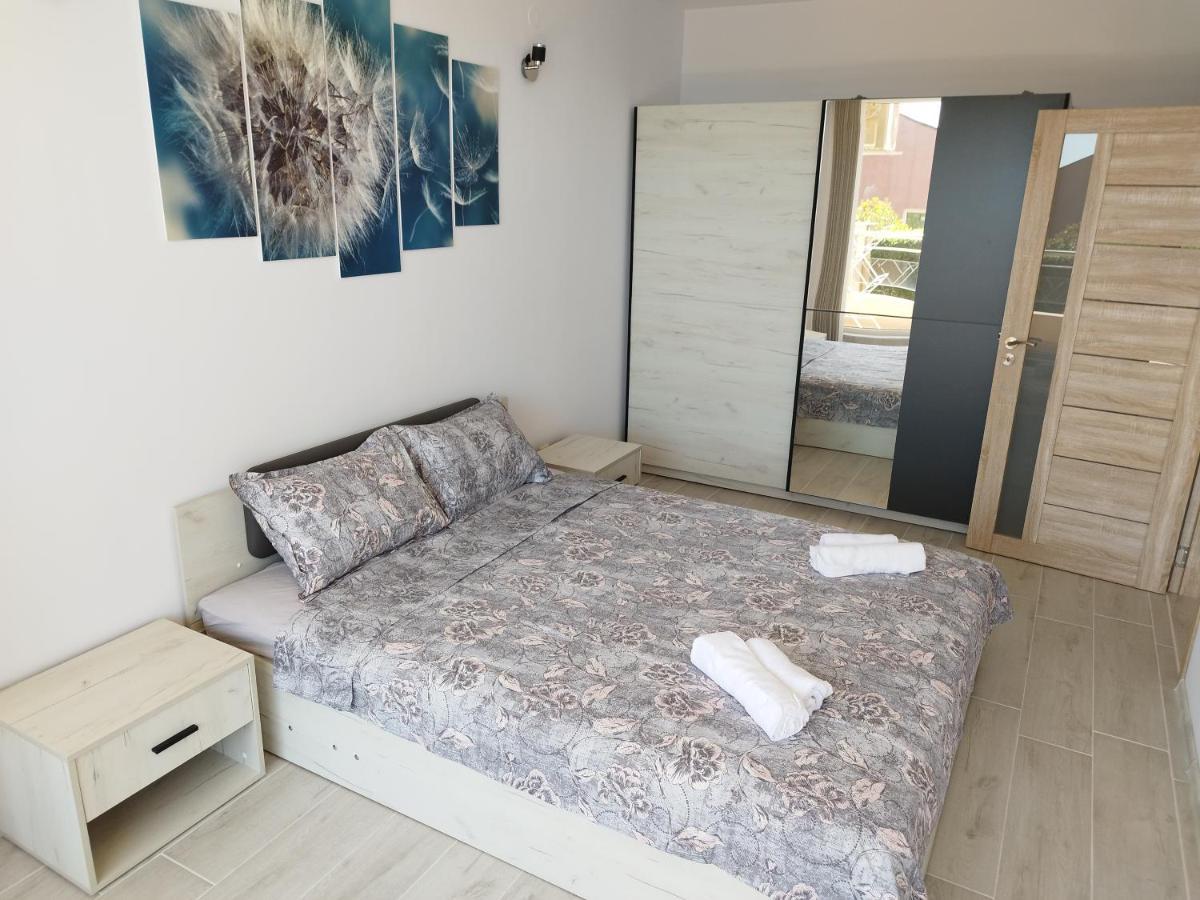 Green, Quiet And Beautiful 1 Apartment Kavarna Exterior photo